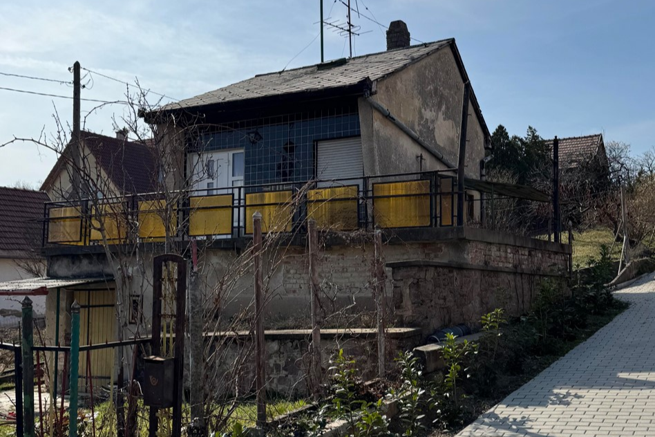 7634 Pécs,Forrás dűlő 25