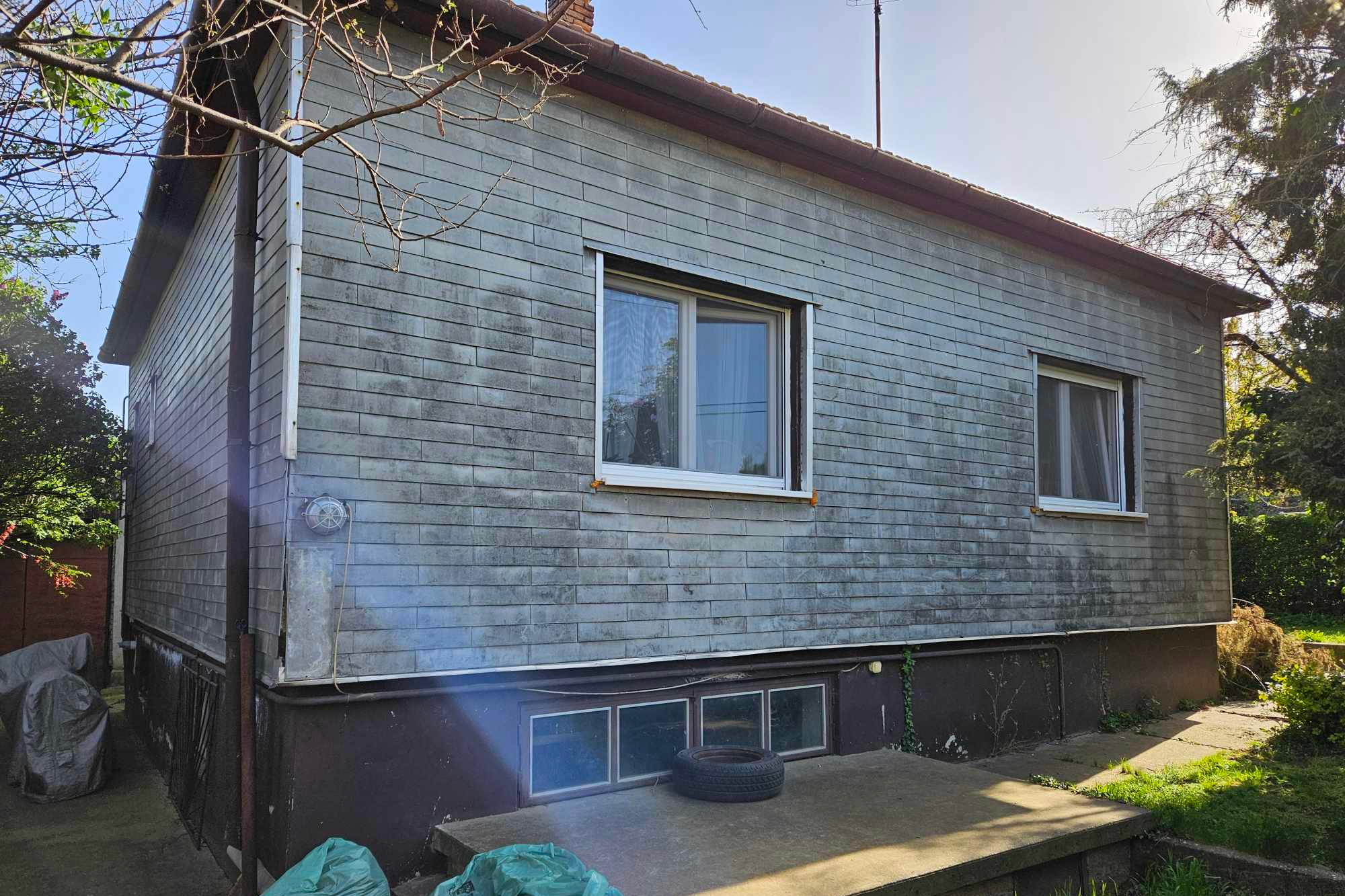 2030 Érd, Ászok utca 6.