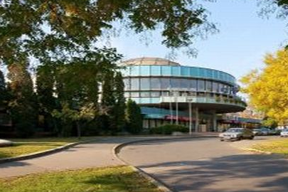 2600 Vác, dr. Csányi László körút 63.