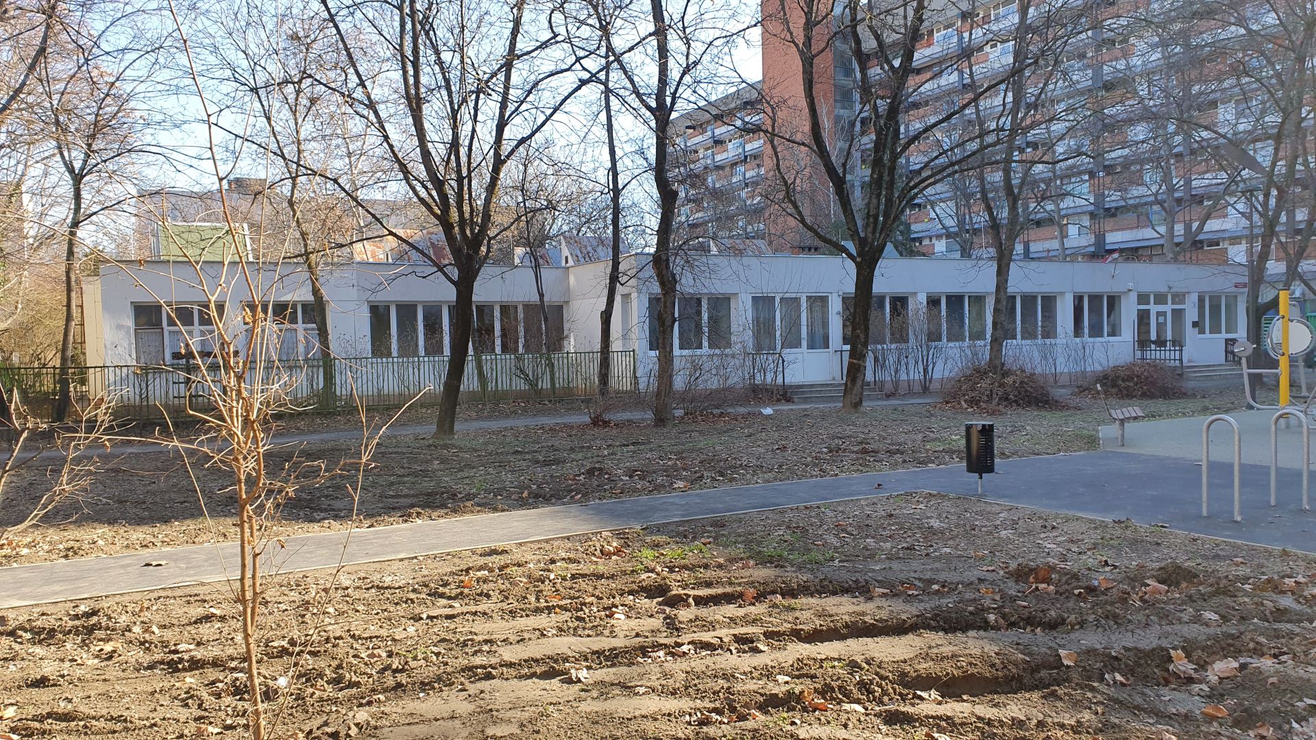 Szekszárd, Kölcsey ltp. 15