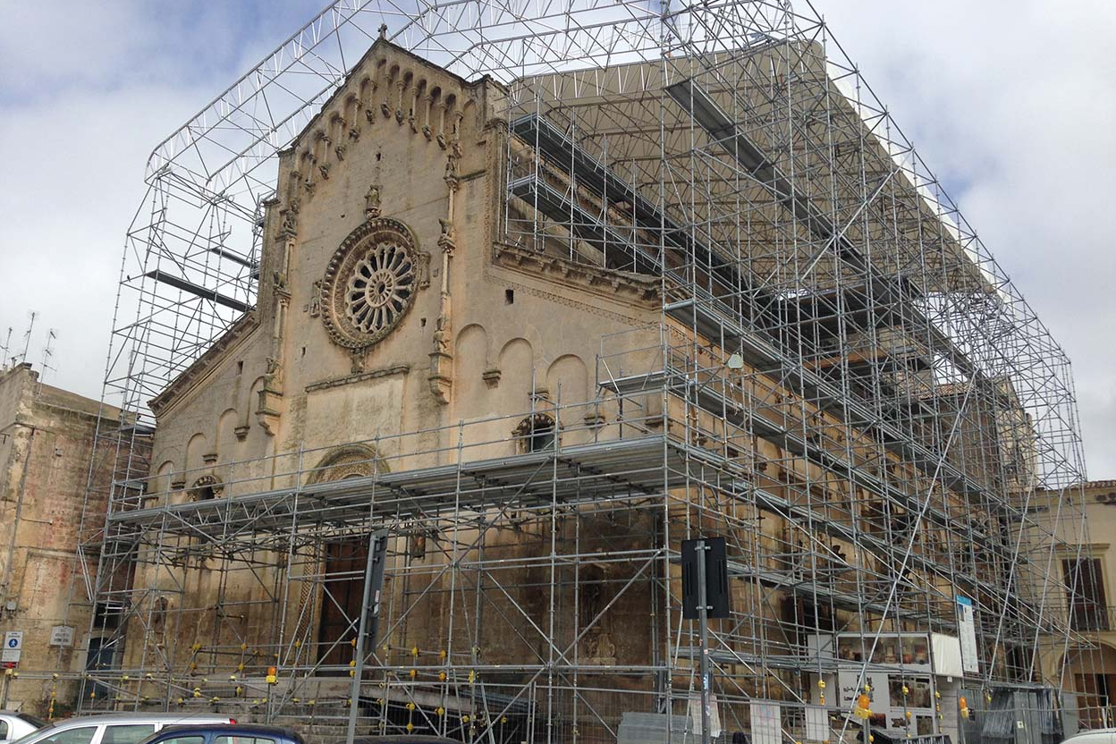 Társ a régi épületek megmentésében