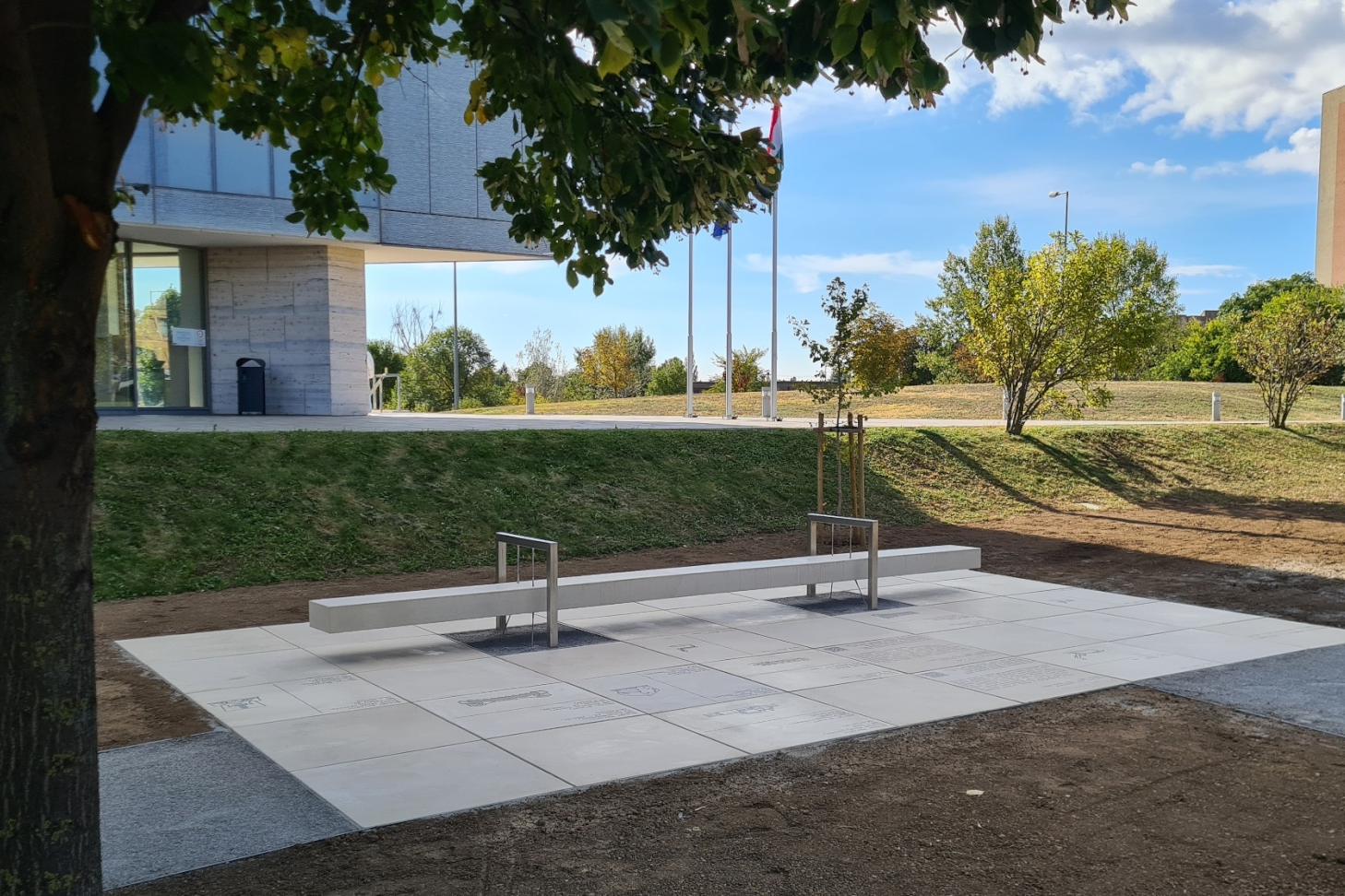 Breuer Marcell Emlékpad avatása Pécsett