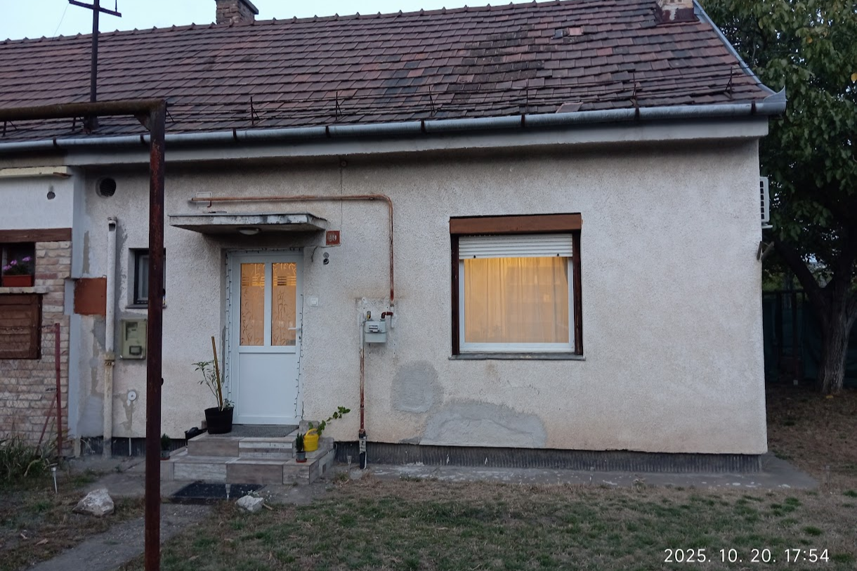 1237 Budapest, Nevelő u. 19.